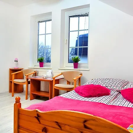 100 M Do Zejscia Na Plaze Location Bed & Breakfast
